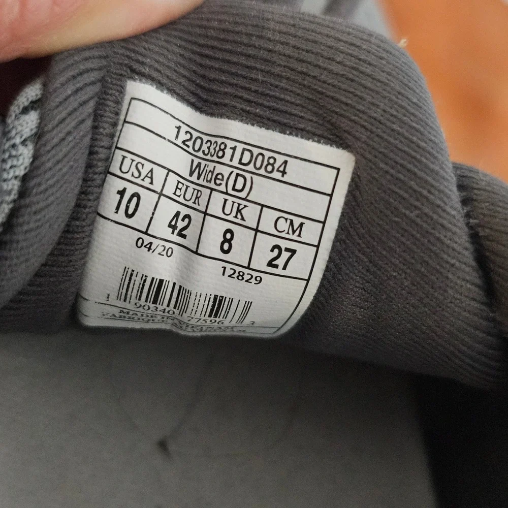 Brooks Ghost 13 Grey Black Running Shoes Mens 10 Wide D 1203381D084 Sneaker